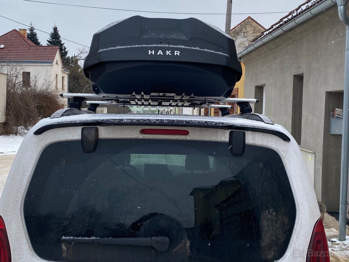 Pronájem střešního boxu HAKR - 2