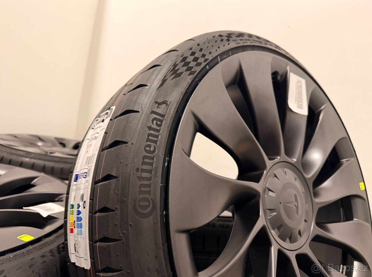 originál sada letní Tesla Model 3 r20 1044267-00-A - 2