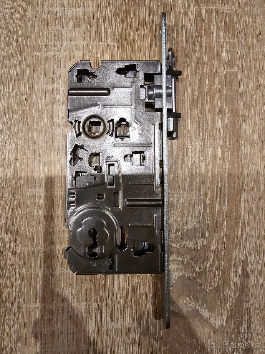 Zadlabávací zámek dozický K240 - 2