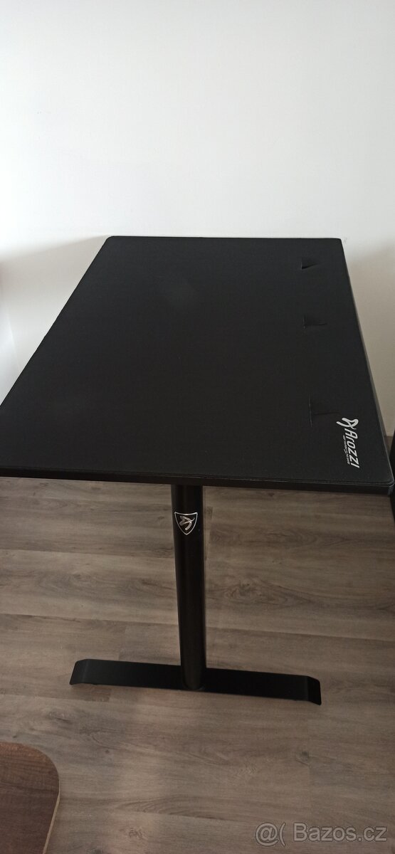 Herní stůl - 2