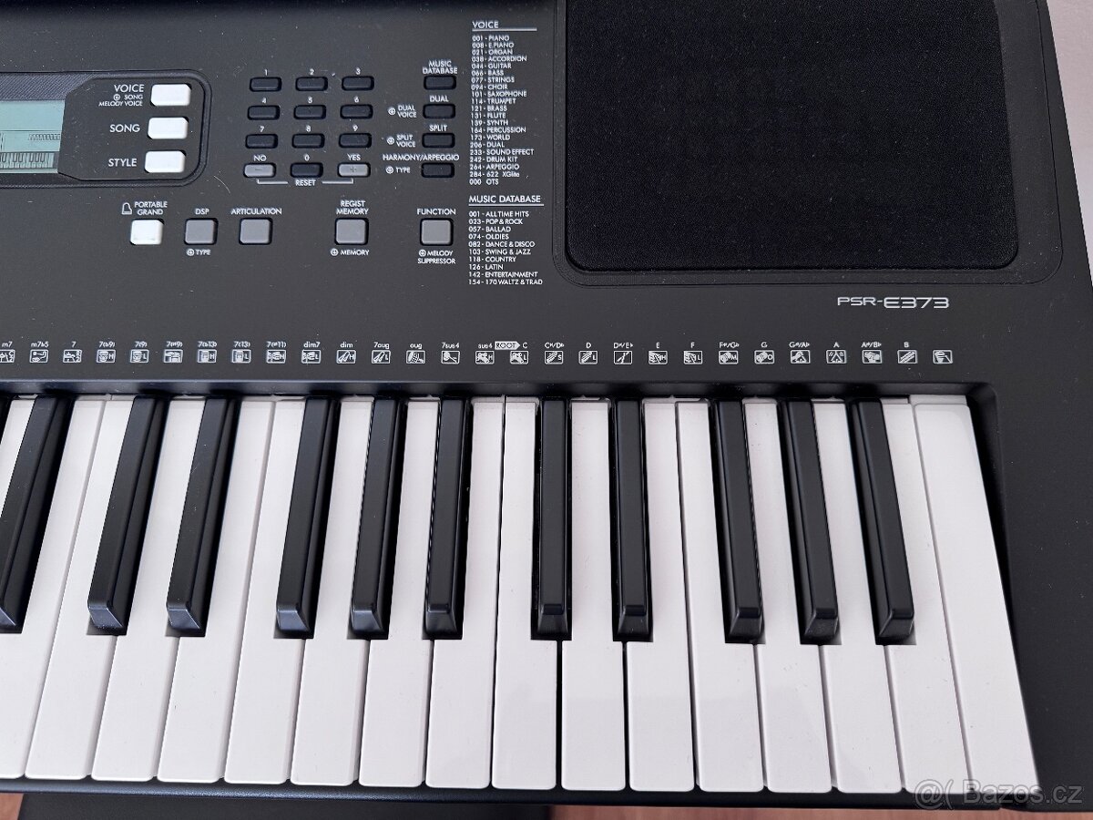 Yamaha PSR-E373 - 2