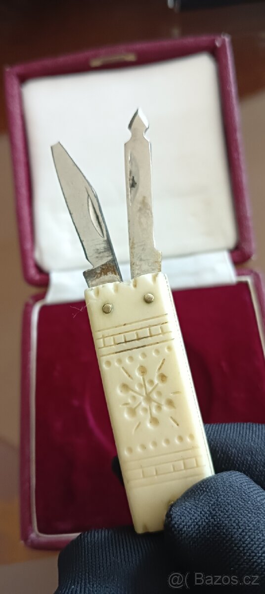 Nůž z kosti - 2