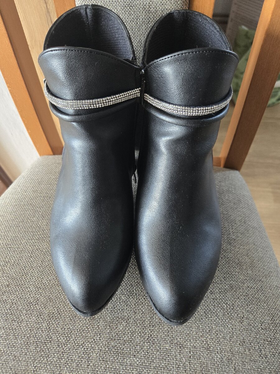 Boty na podpatku z PÚ - 2