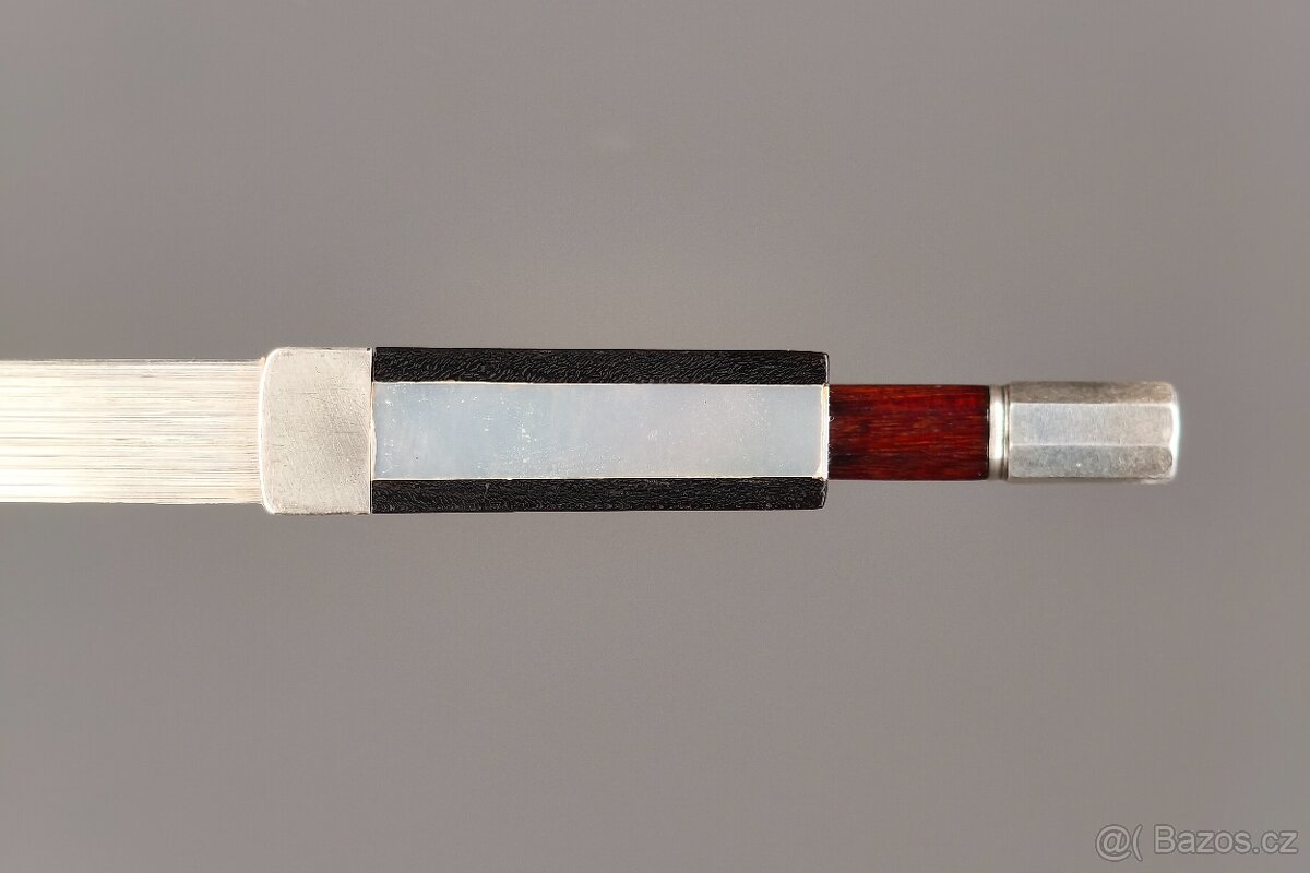 Houslový smyčec - 2