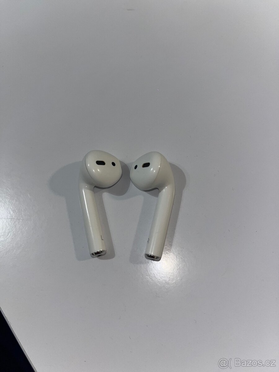 Apple AirPods - 2