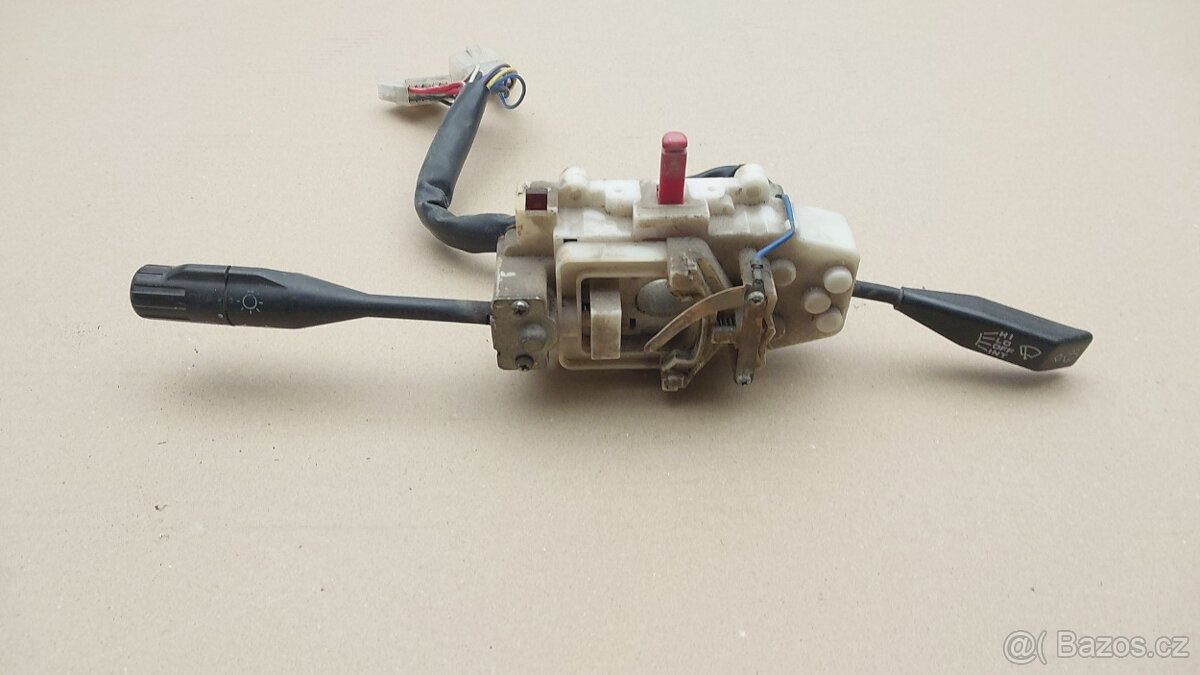 Suzuki Samurai SJ410 – Páčky světle a stěračů - 2