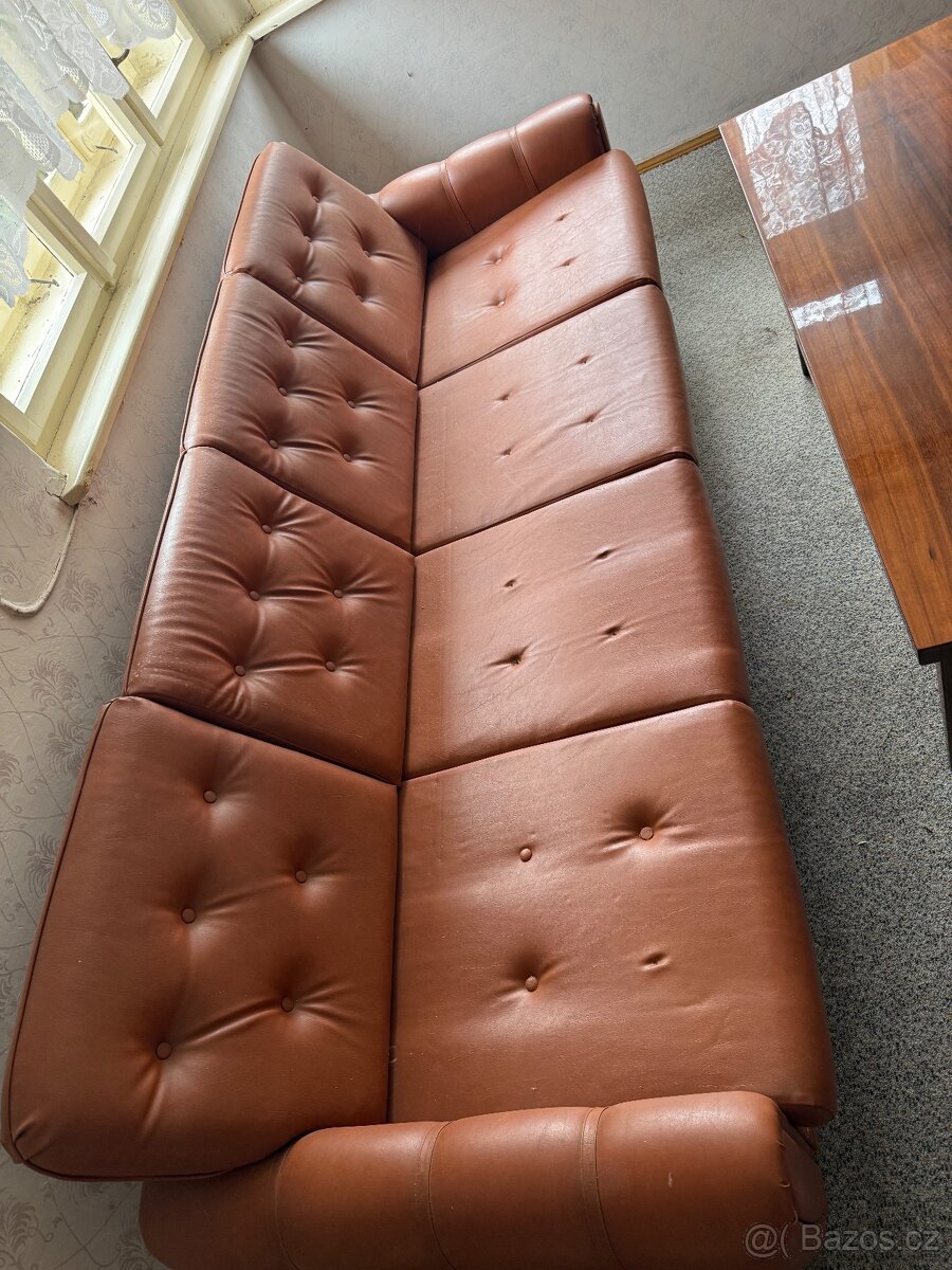 Gauč, křesla, stůl a komoda na tv - 2