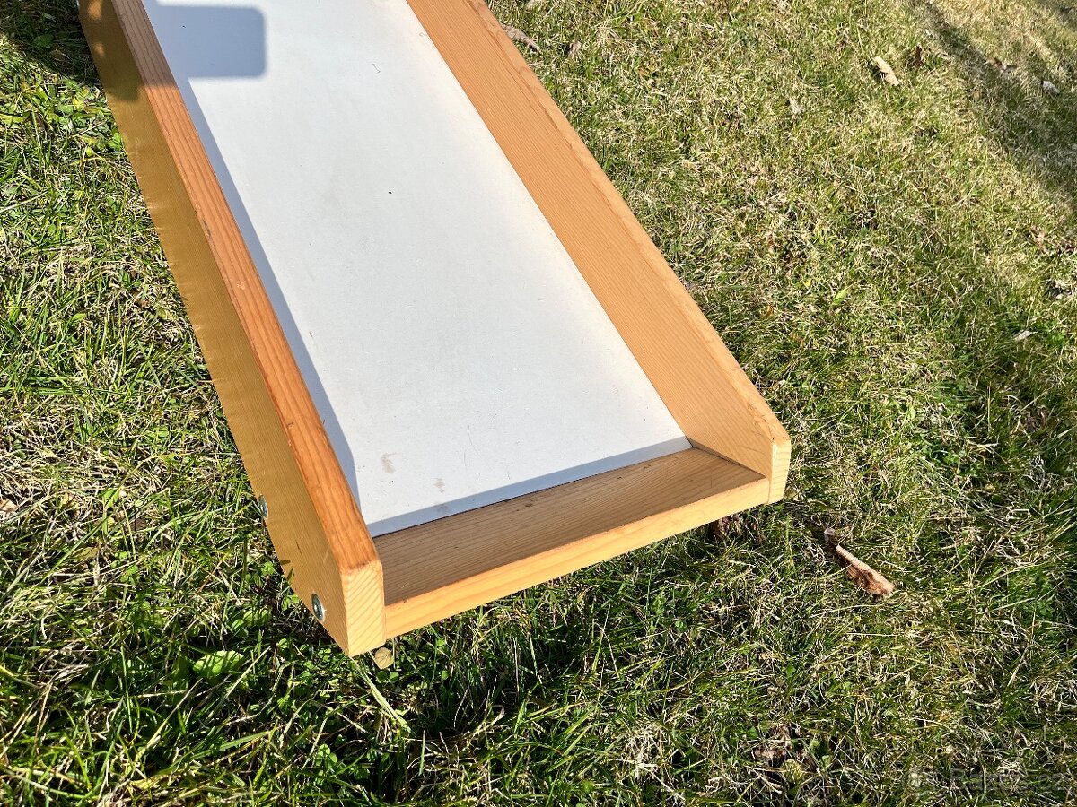 Dřevěná dětská klouzačka do interiéru - 2