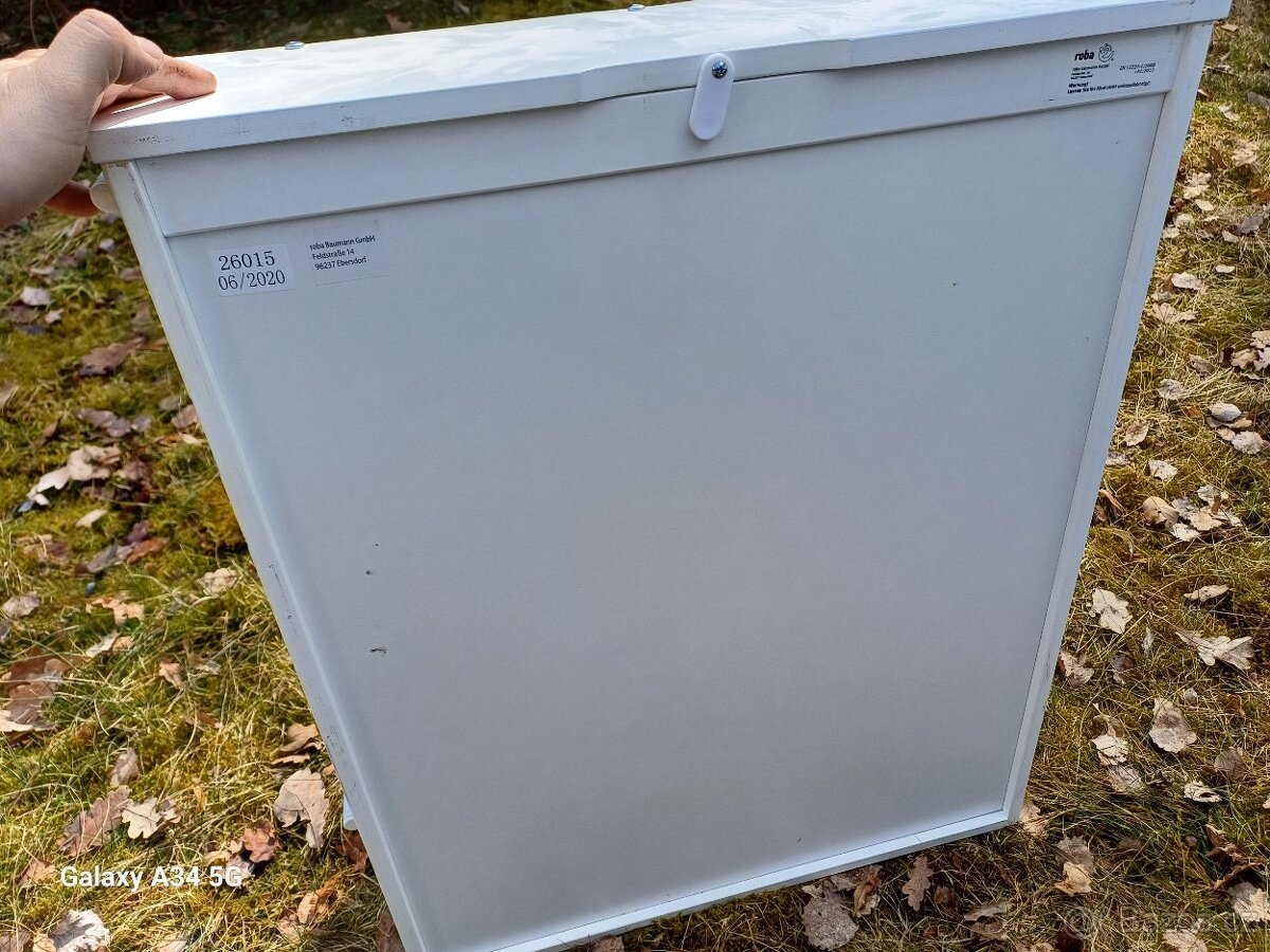 Závěsný přebalovací pult Roba včetně matrace - 2