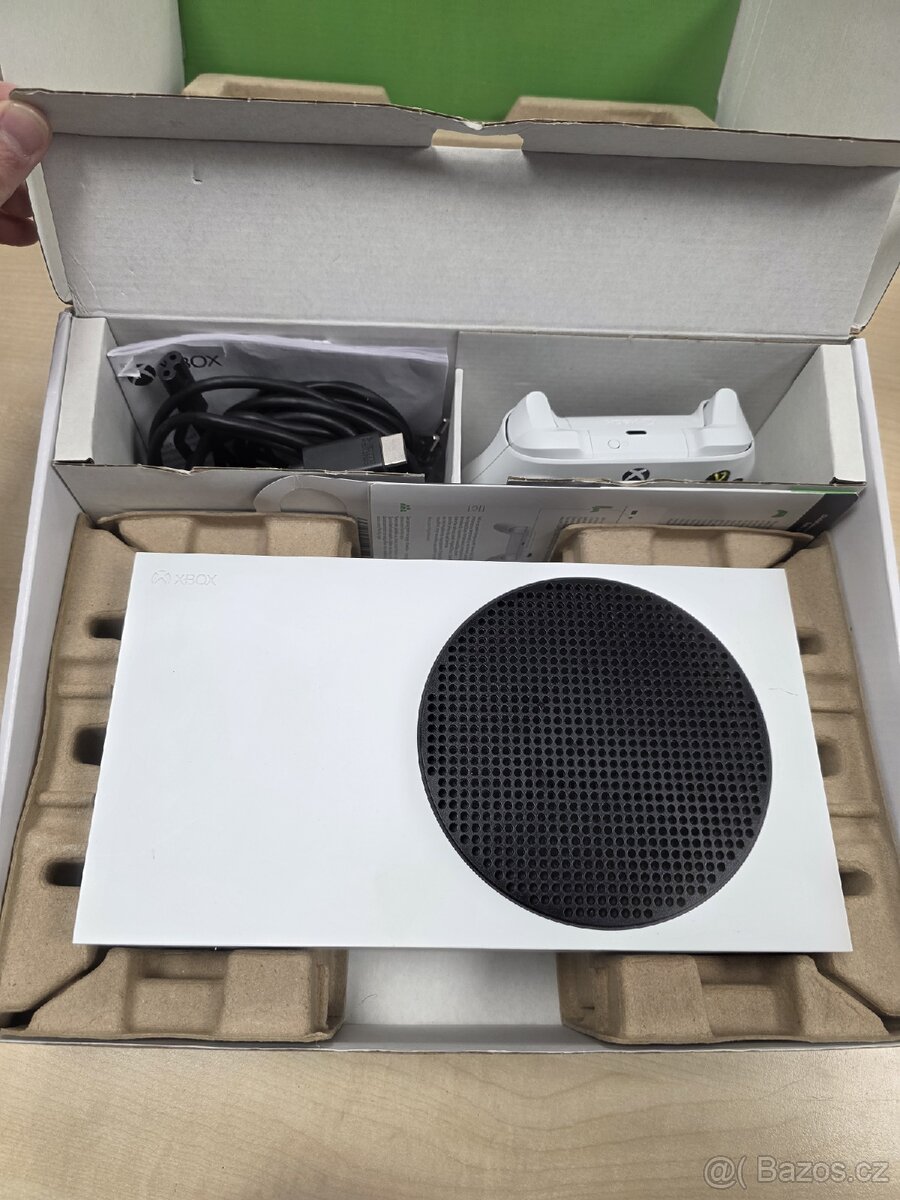 Xbox Series S 512GB SSD, PĚKNÝ STAV - 2