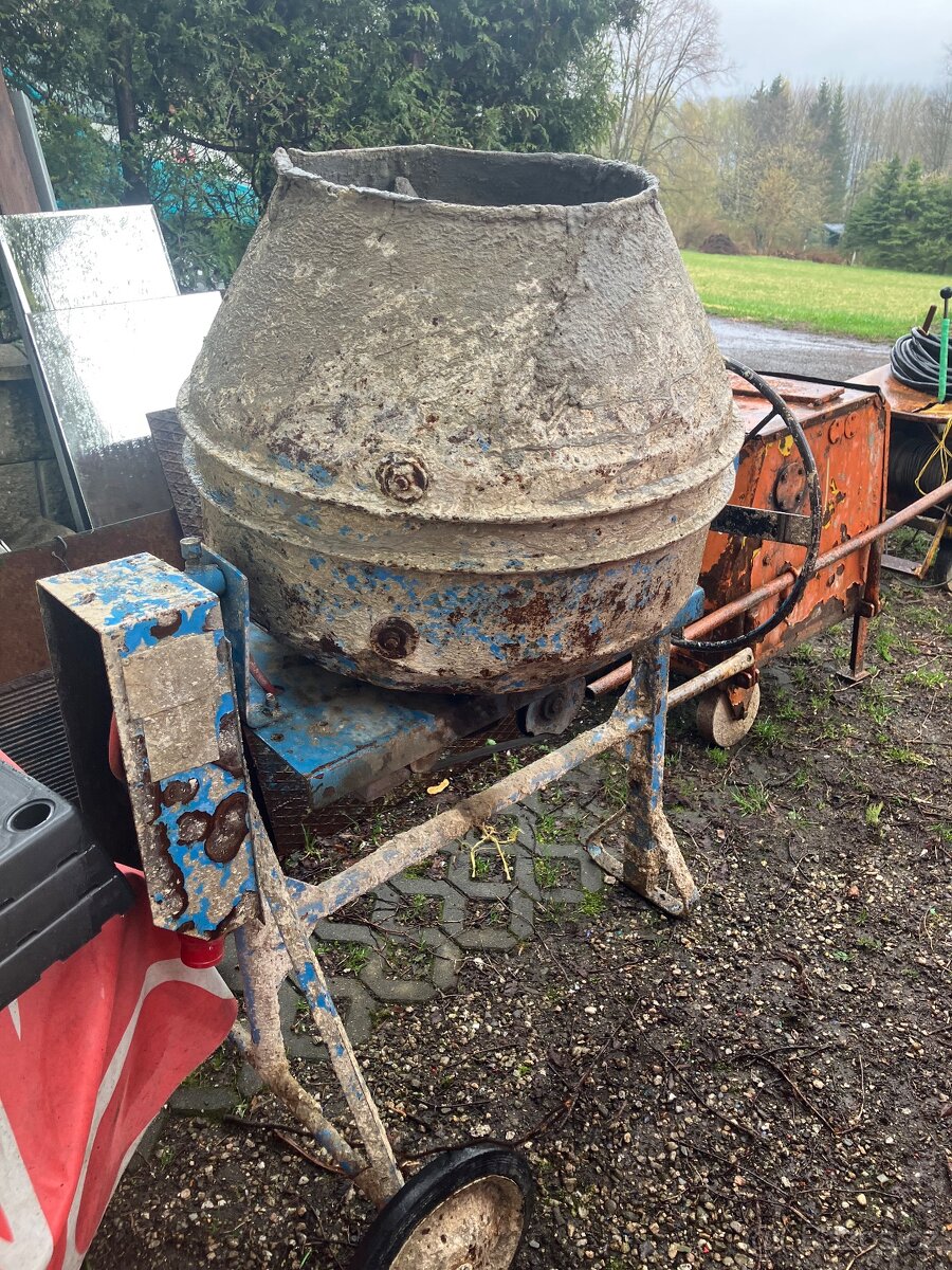 Stavební míchačka - 2