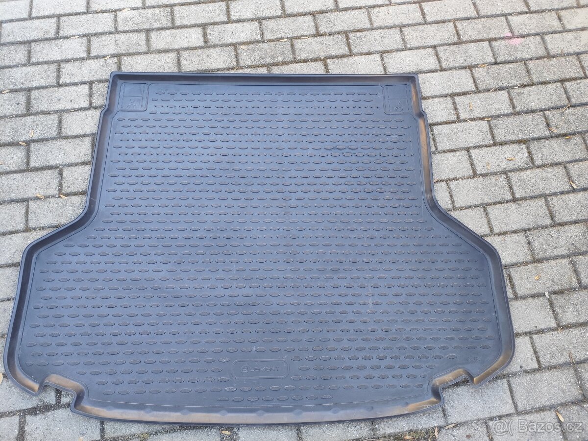 Vana do kufru Kia ceed sw - 2