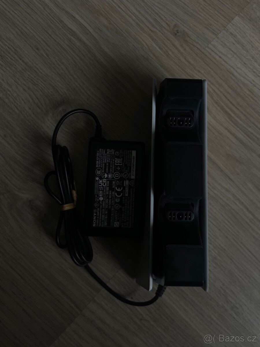 SONY PS5 dokovací stanice - 2