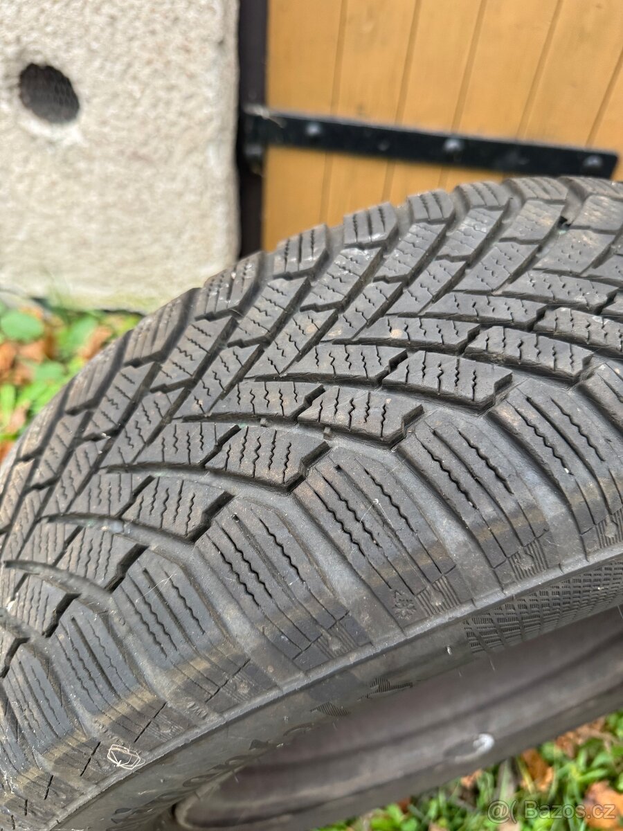 4 ks zimní pneu 195/65 R 15 - 2