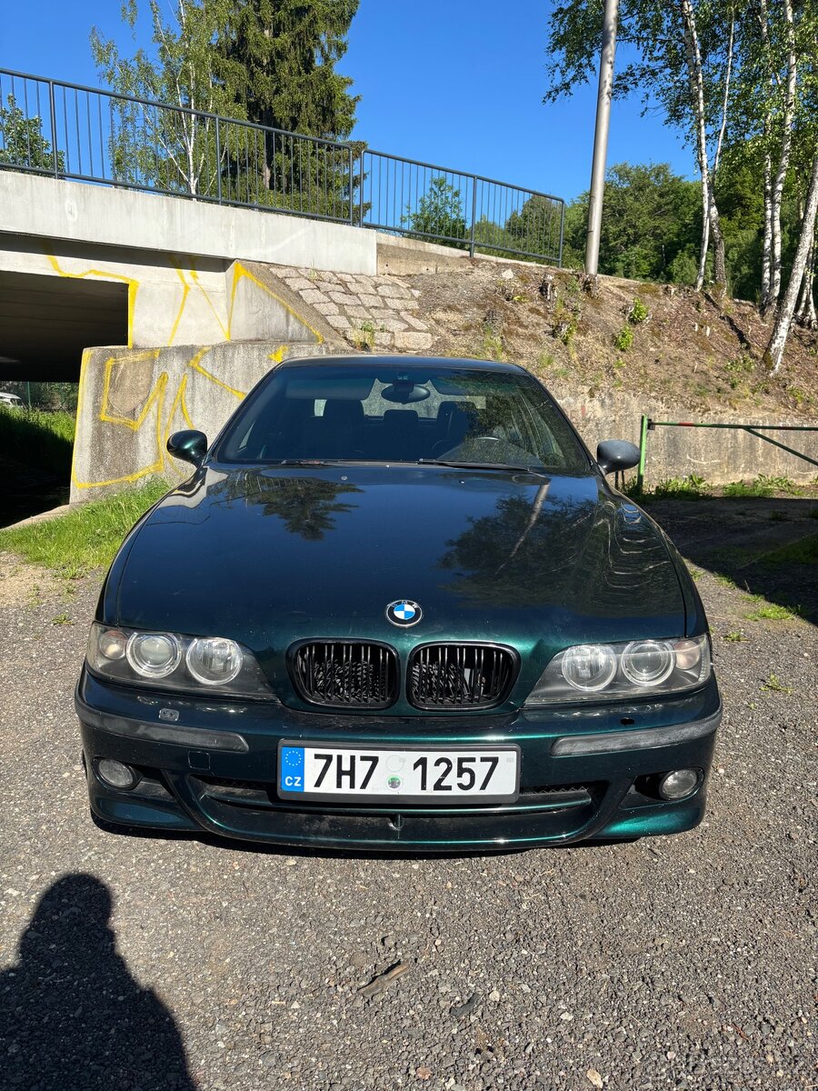 BMW 535i manuál - 2