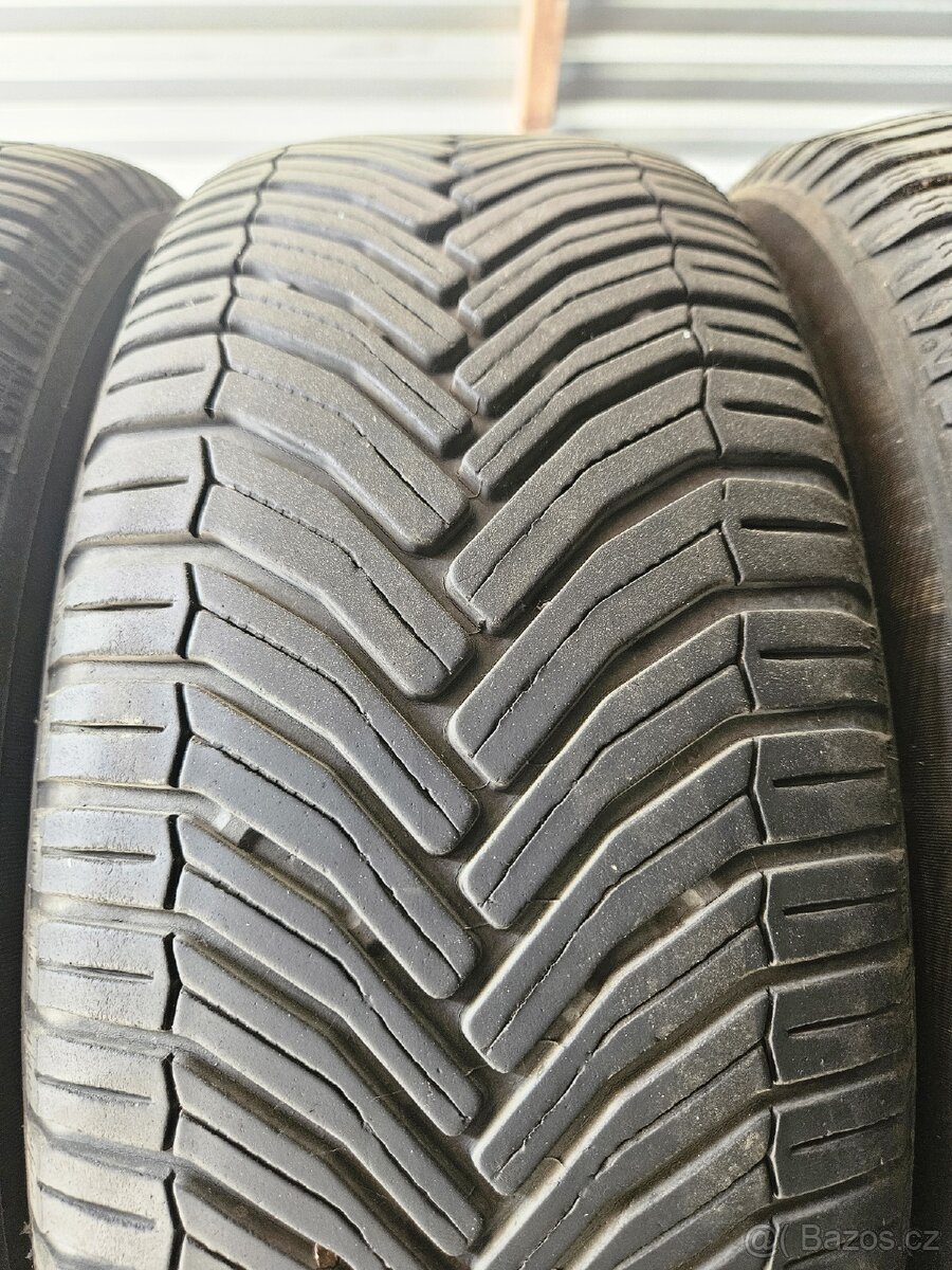 Celoroční pneu 185/60R15 - 2