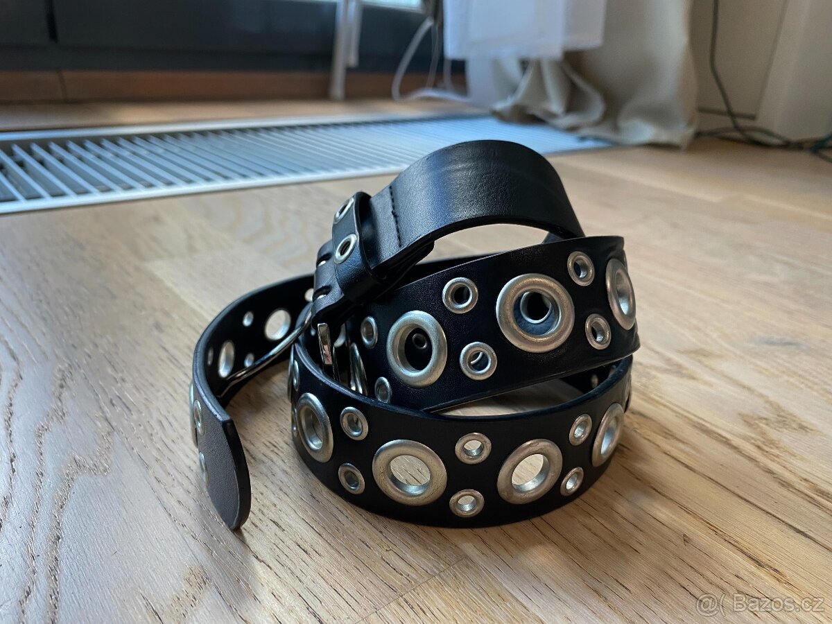Y2K Vintage Leather Belt - 2