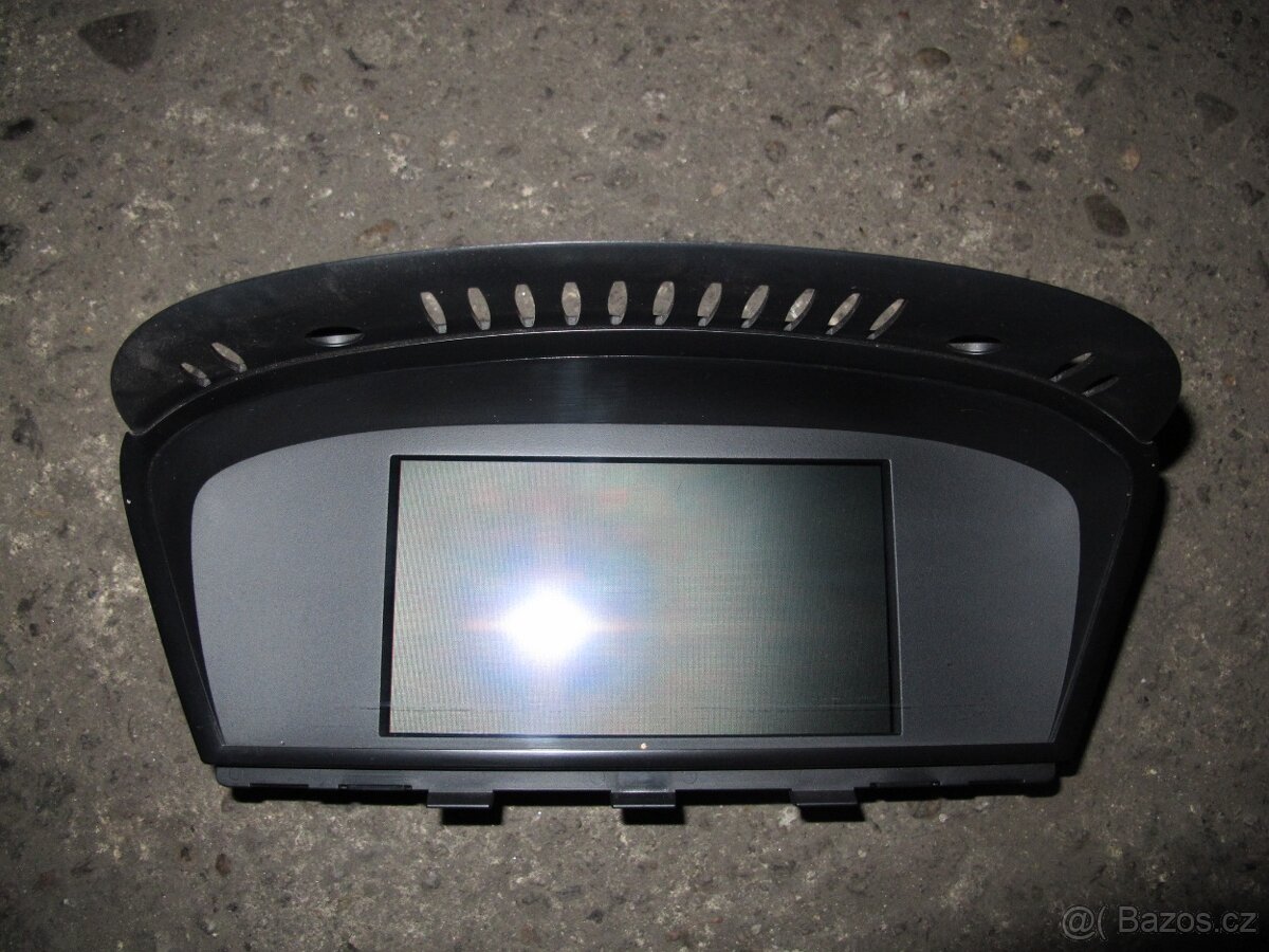 BMW 3, E90-92, navigace, budíky - 2