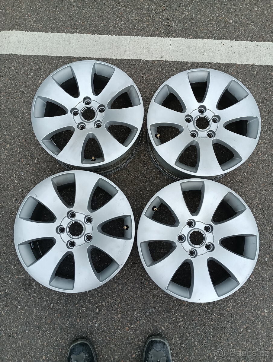 Alukola elektrony 16" original Skoda - 2