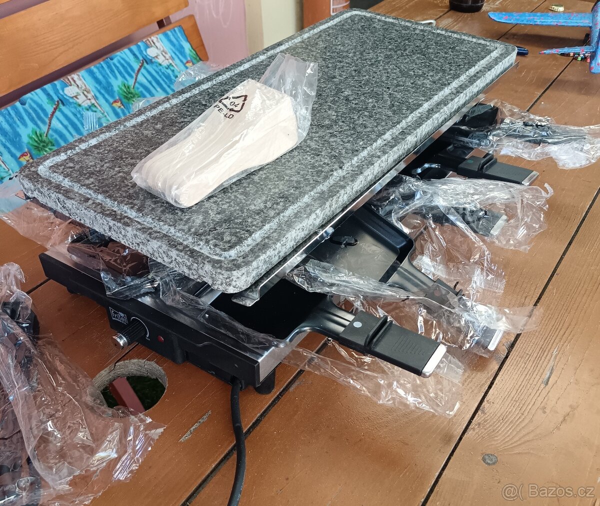 Elektrický gril s kamennou deskou - 2