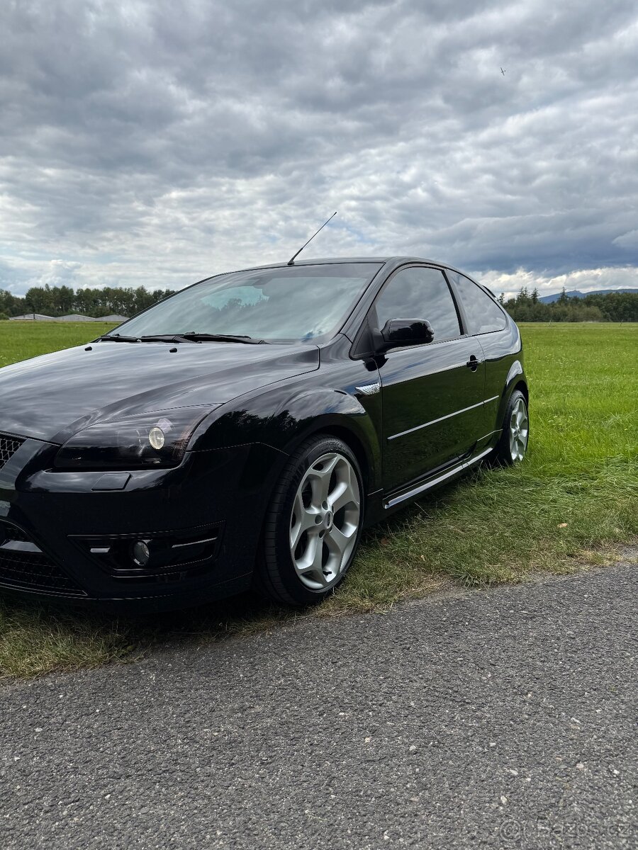 Ford Focus ST 2.5 Turbo 225 | Recaro - 2