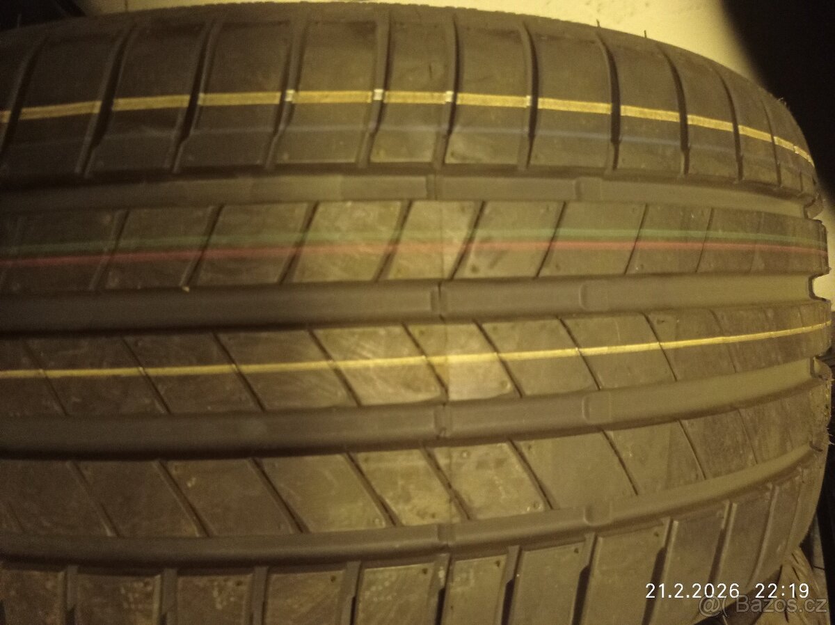Fungl nová letní sada pneu 235/35/19, 101Y, Bridgestone - 2