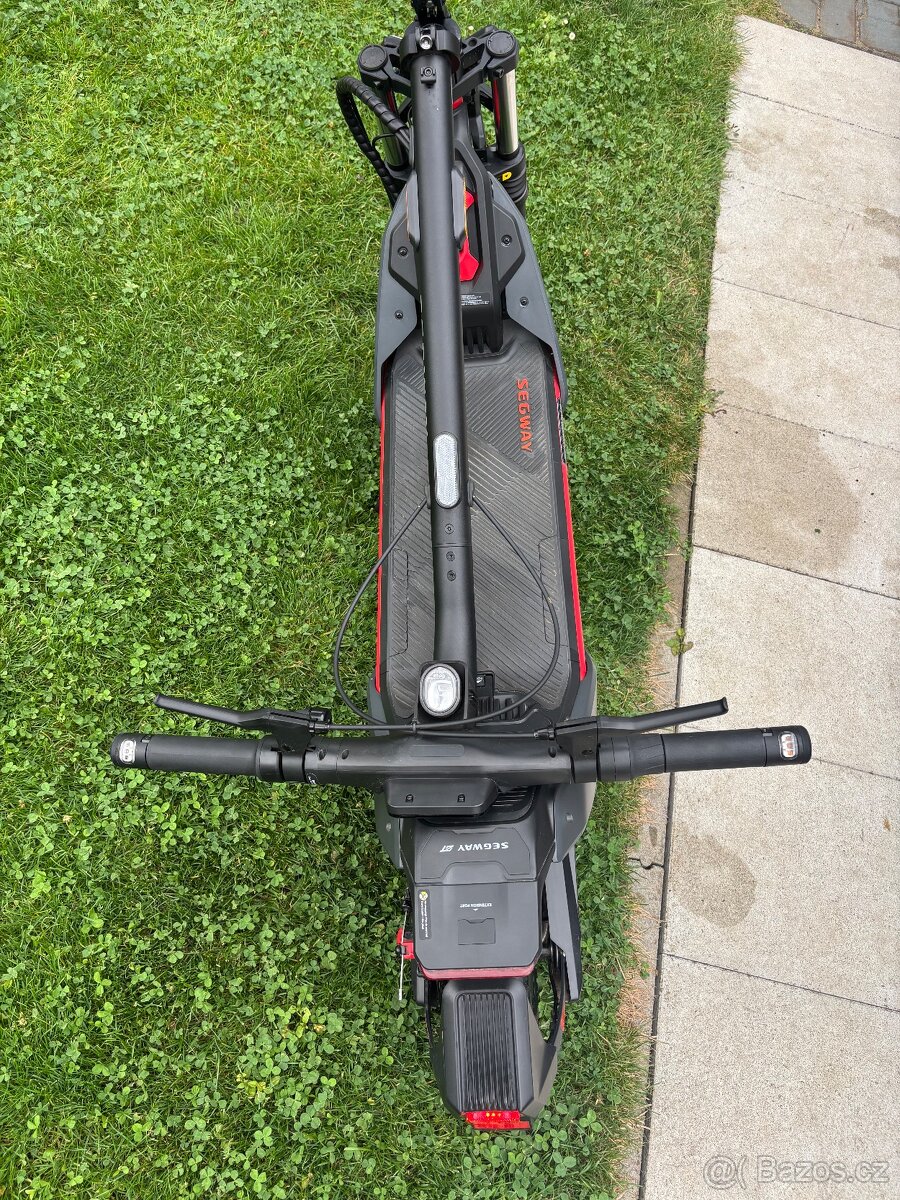 Segway-Ninebot ZT3 Pro + přilba zdarma - 2