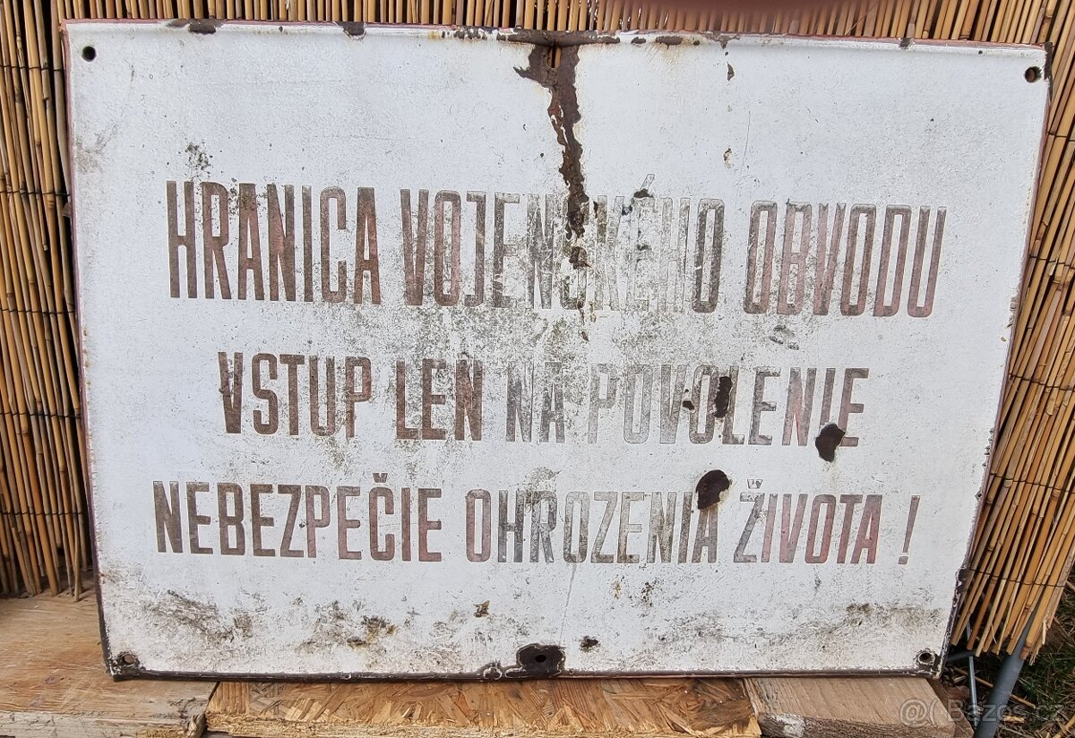 Velká smaltovaná cedule vojenský prostor, hranice - 2