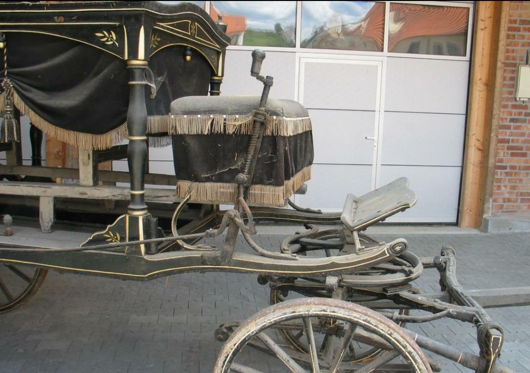 Pohřební kočár - 2