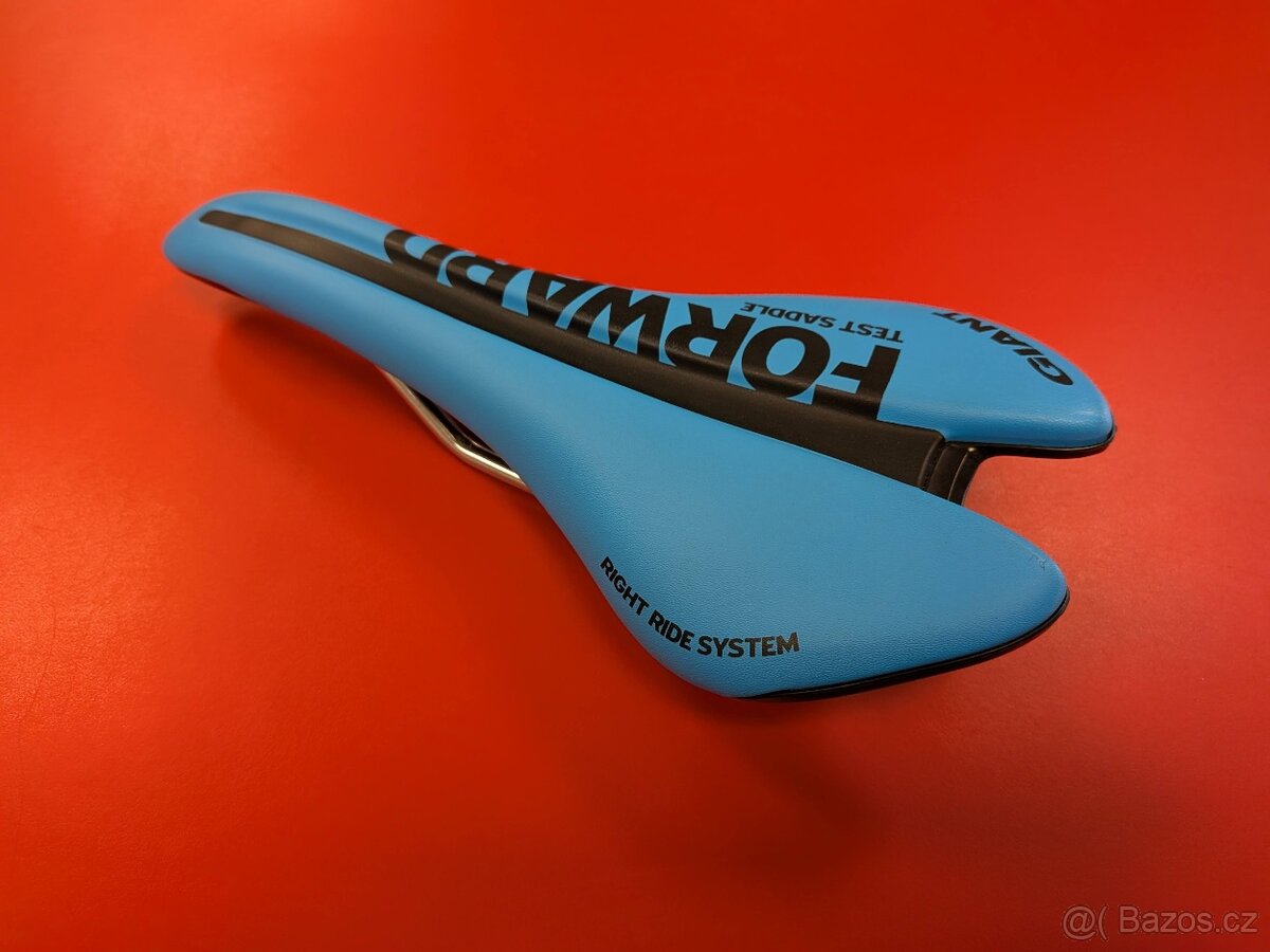 sedlo Giant Contact SL Forward - 2