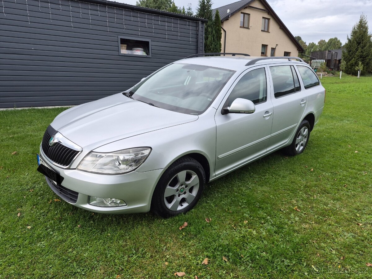 Škoda Octavia II Combi 1.6 TDI (2011) – 185 000 km, nová STK - 2