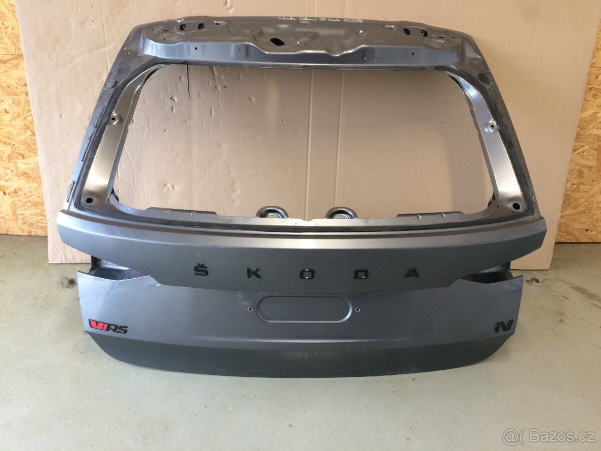 Páté dveře Škoda Octavia 4 kombi - 2