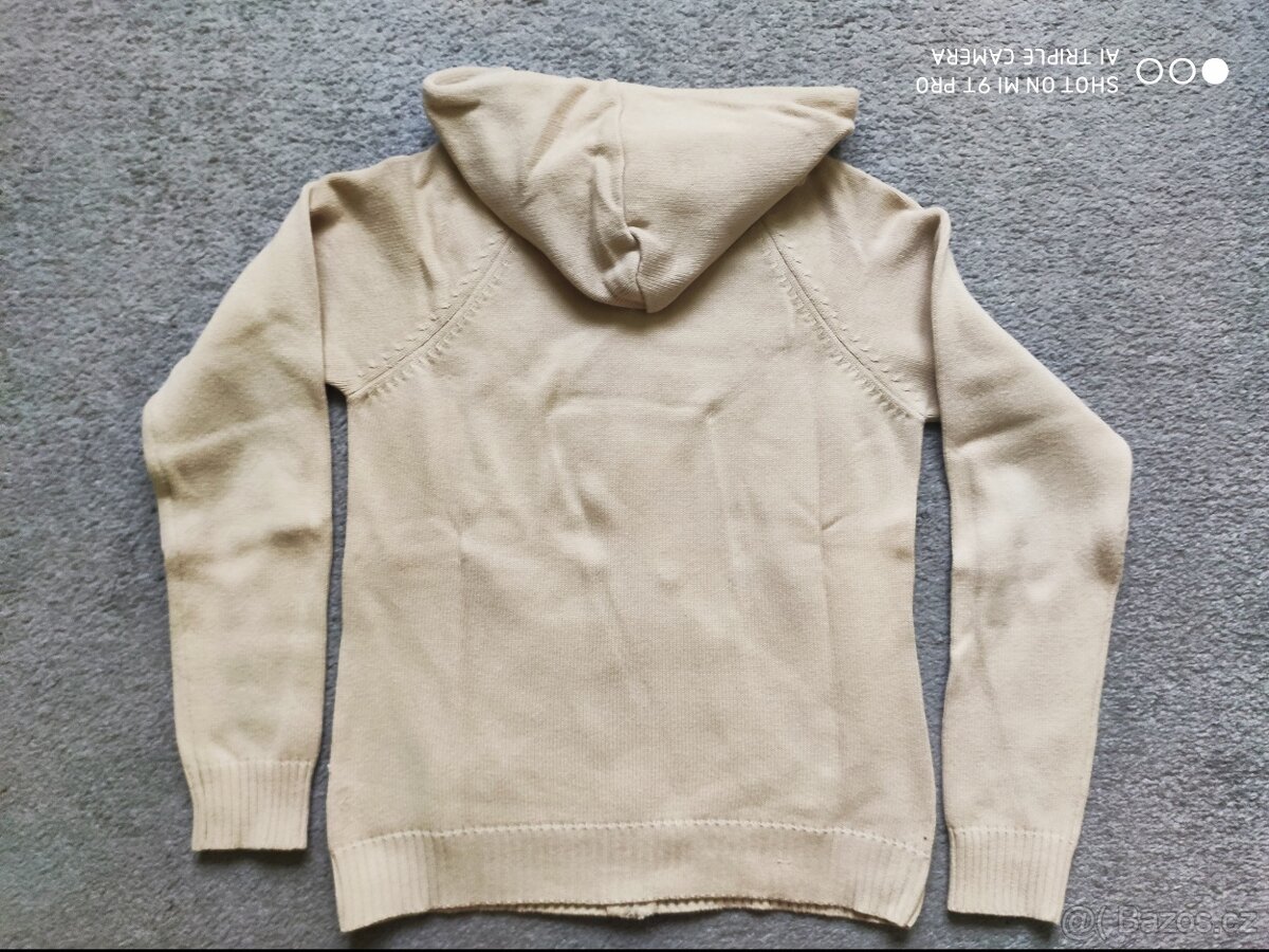 DÁMSKÝ BÉŽOVÝ SVETR CHEROKEE VELIKOST M/L - 2