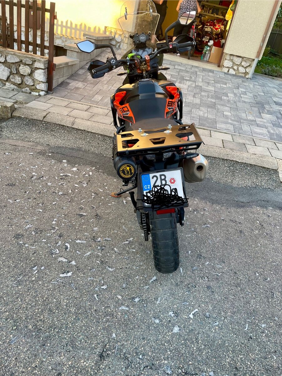 Ktm adventure 890 - 2