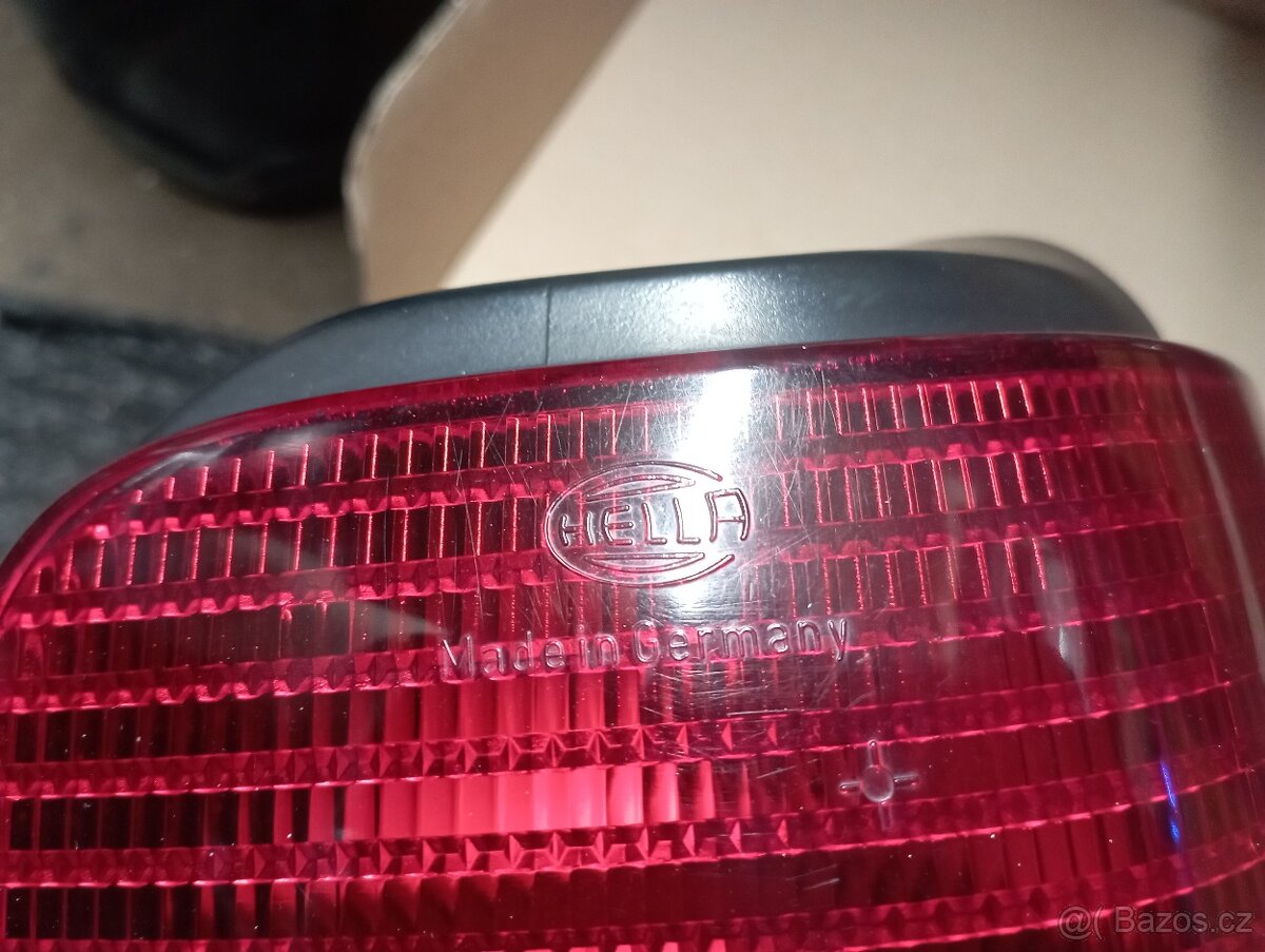 Volkswagen Golf 3 Variant zadní světlo Hella - 2