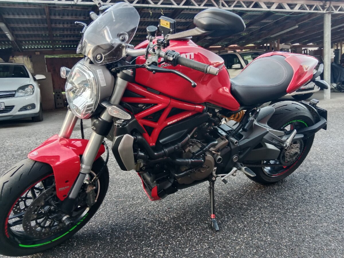 Ducati Monster 1200 - 2
