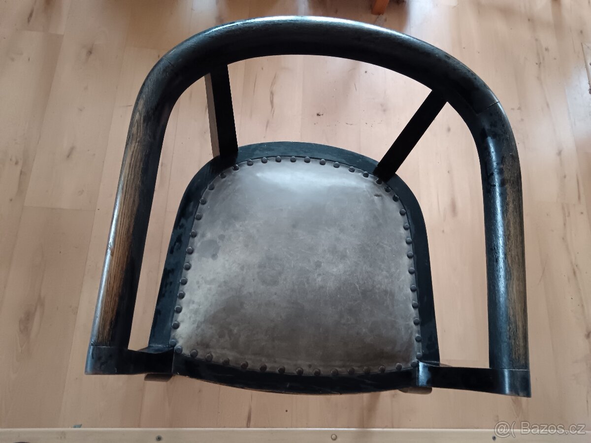 Dřevěné polokřesla - židle - 2