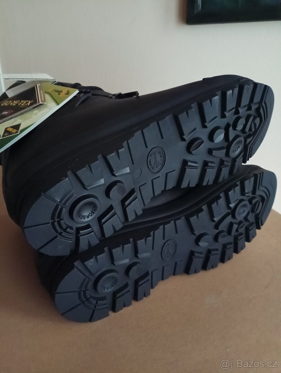 Vojenské polní boty ECWCS 2010 - 2