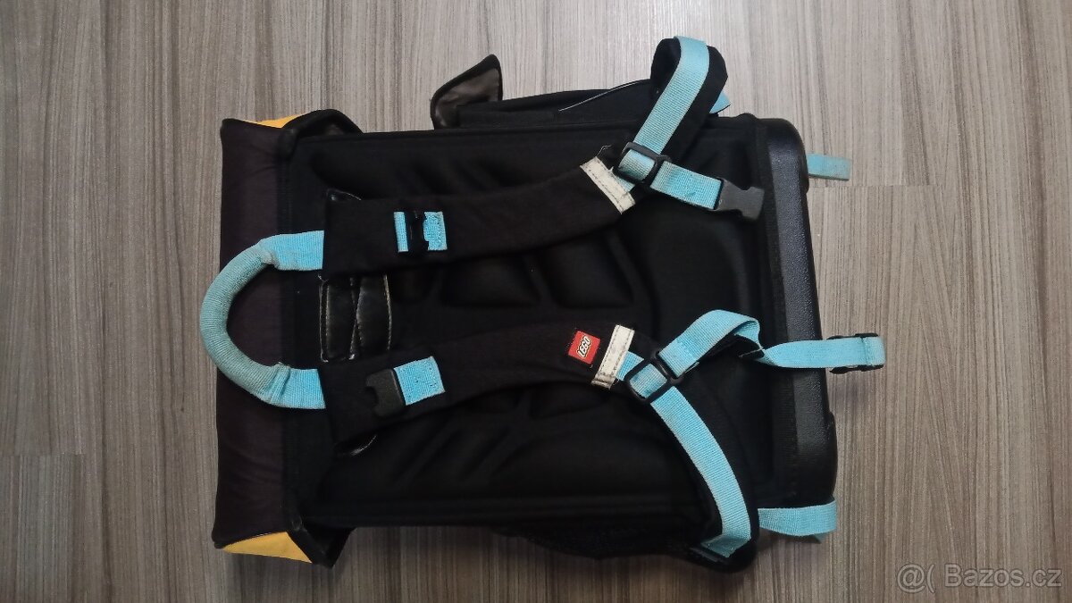 Prodám školní tašku (POTISK LEGO - CHIMA) - 2