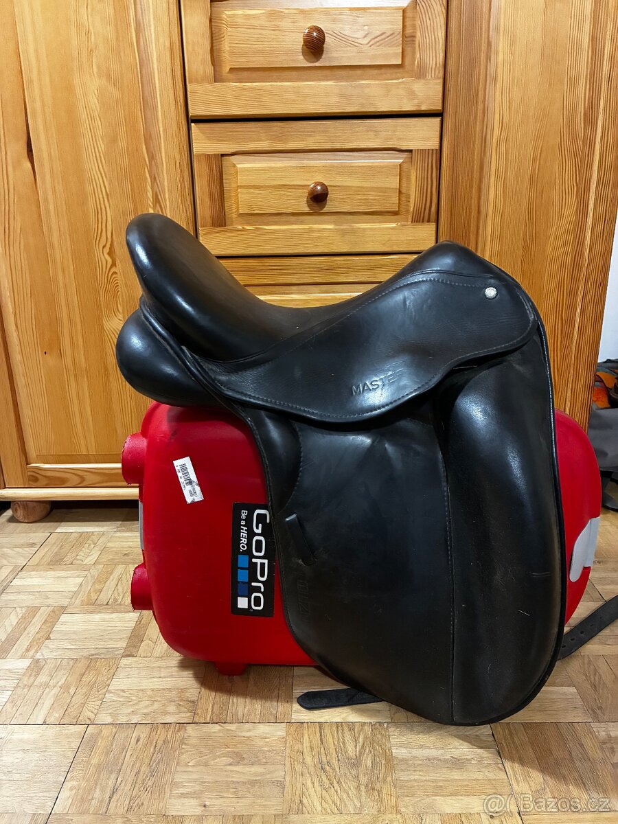 Drezurní sedlo Max Benz 16,5 - 2