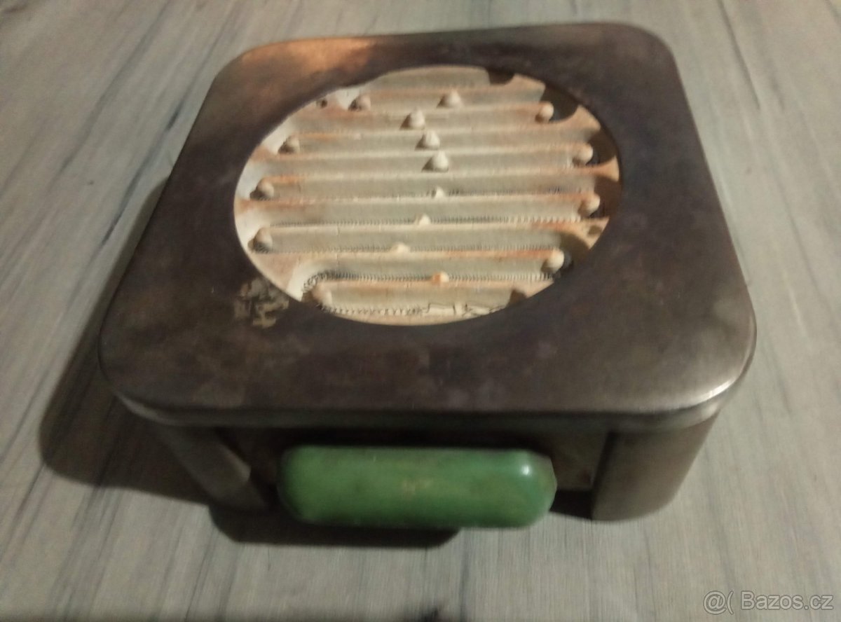 Starožitný elektrický vařič ze začátku 20.století - 2