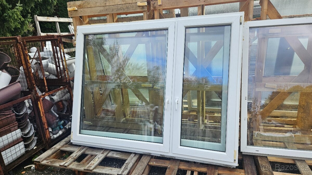 Okno PVC - 2070x1550 mm - STARŠÍ - 2 KS - 2