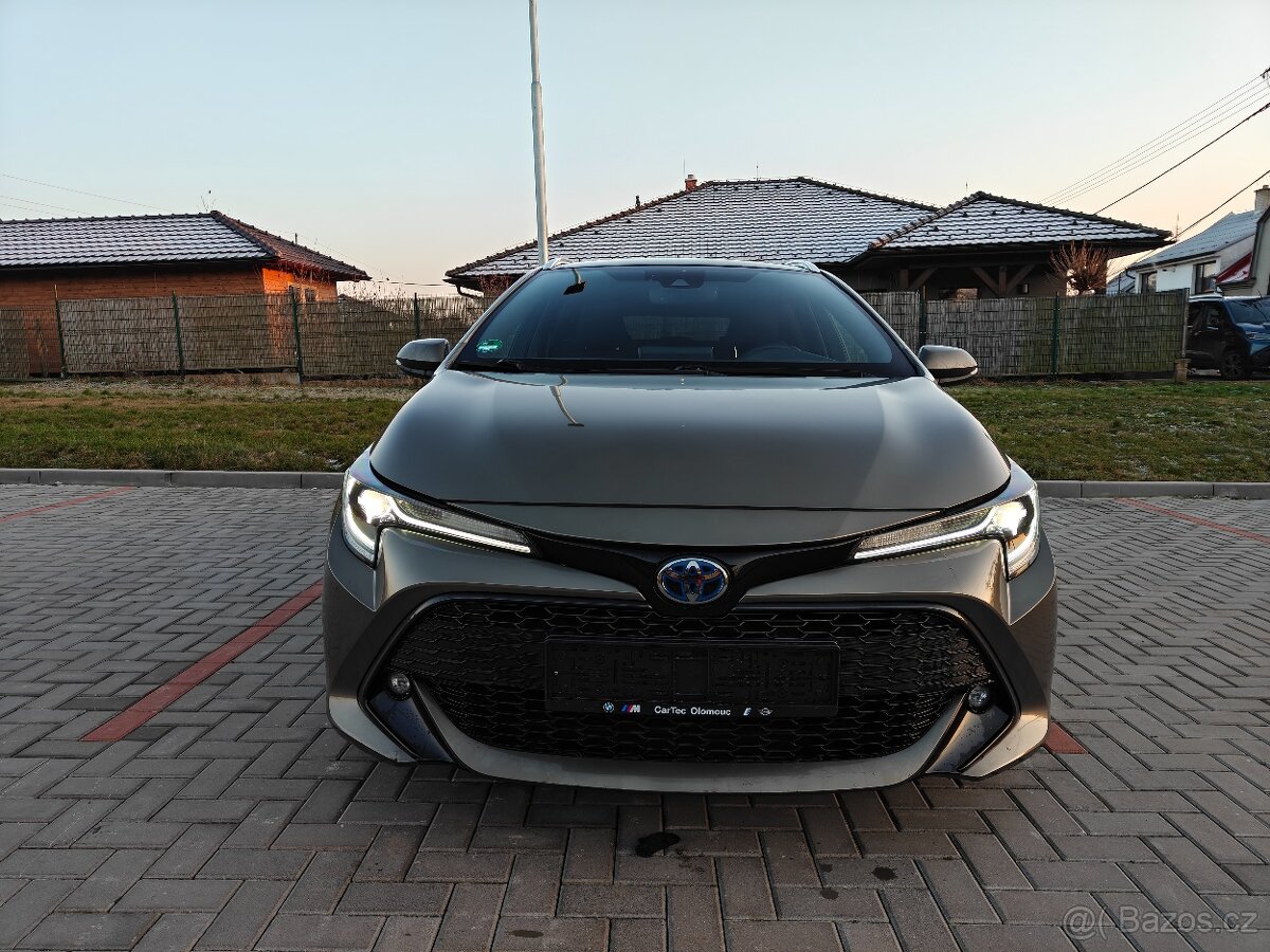 Toyota Corolla 1.8 hybrid TS - 2