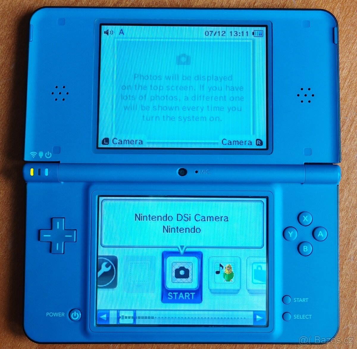 Nintendo DSi XL - 2