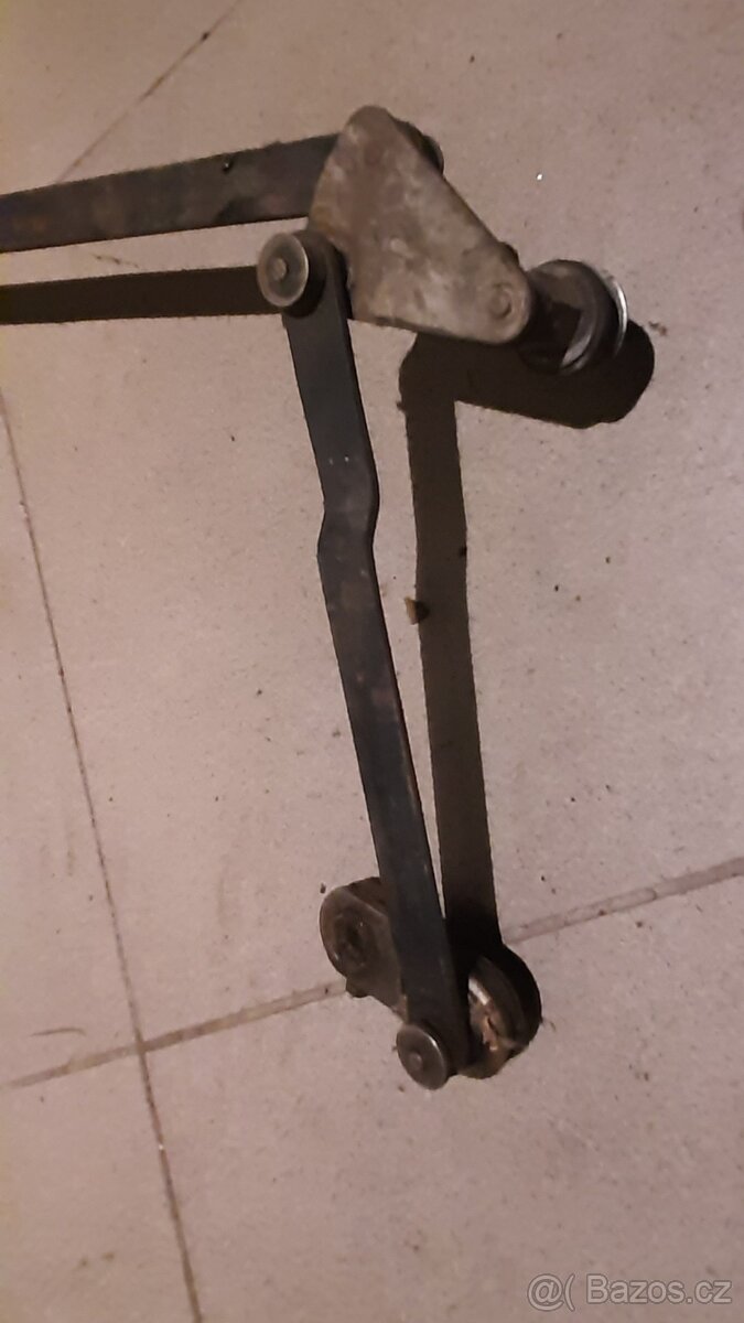 Mechanismus stěračů Škoda 1000MB - 2