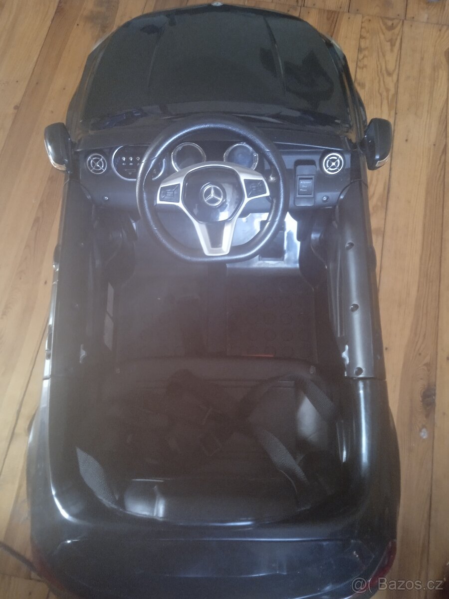 Autíčko Mercedes - 2
