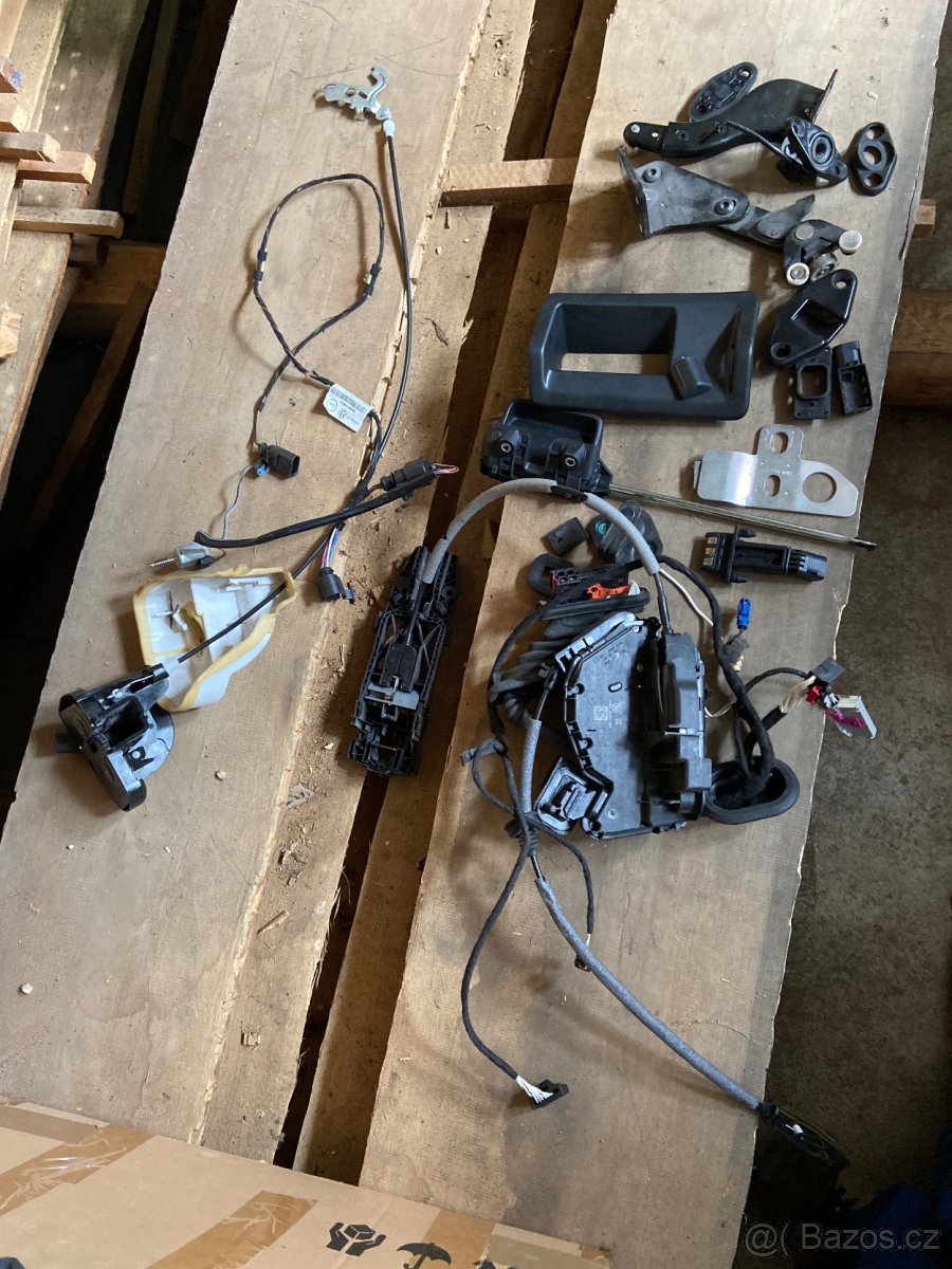 VW Caddy maxi 2k5, 2k0 díly - 2