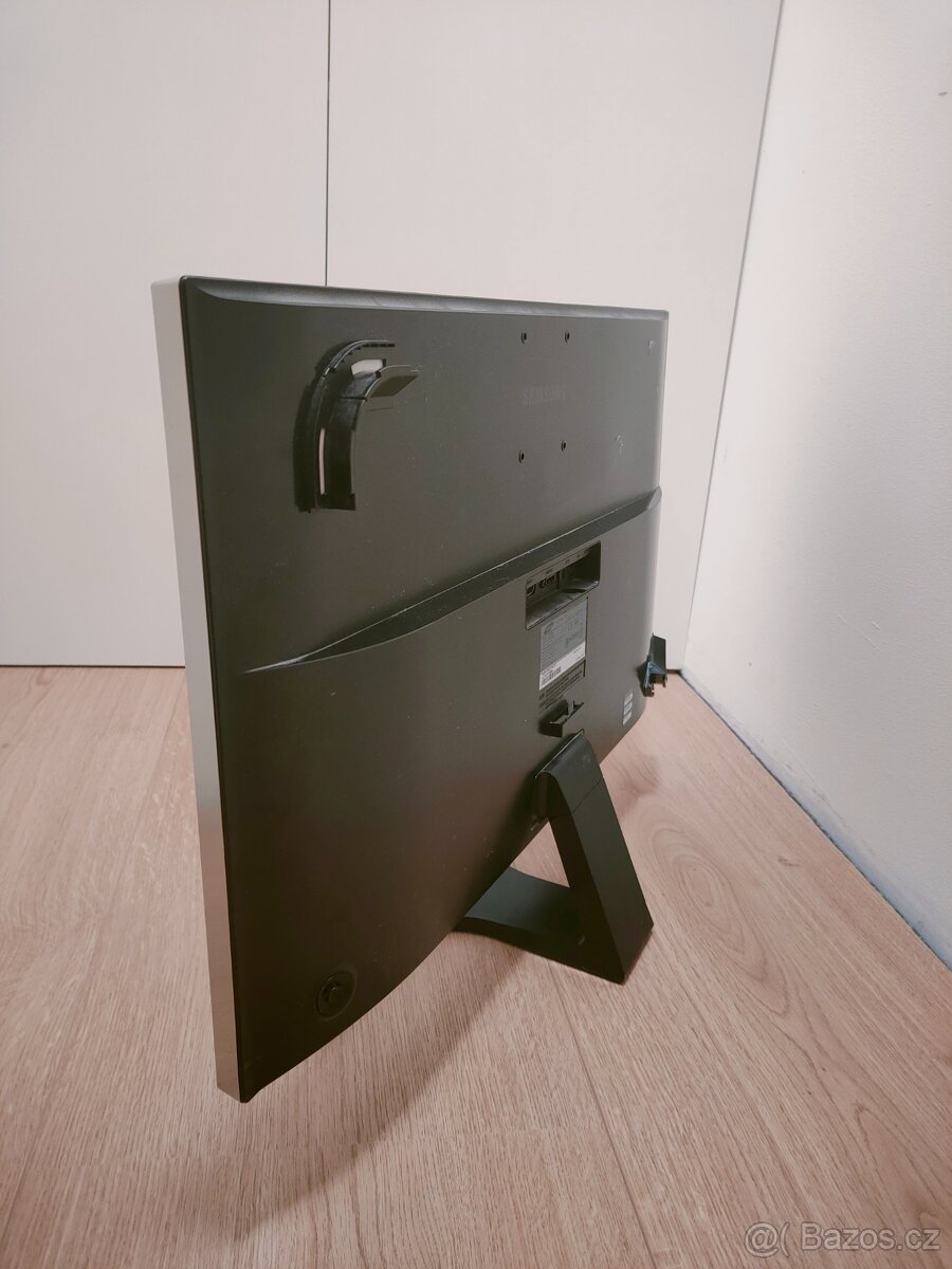 Samsung U28E590D - 2