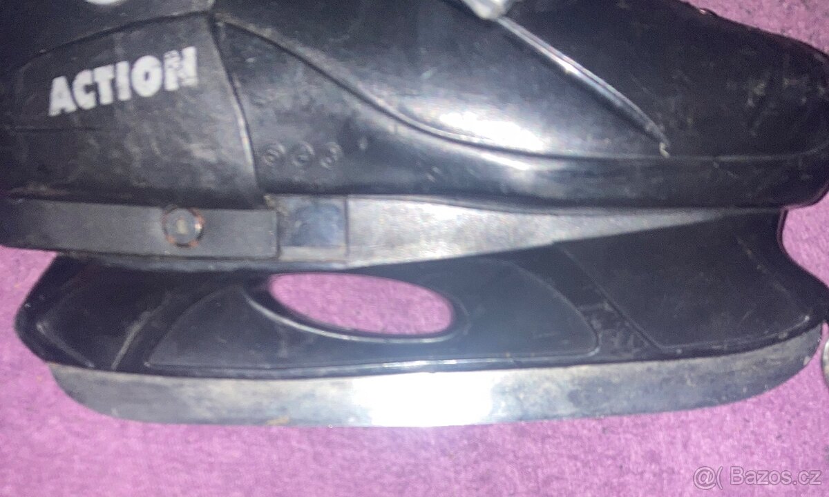 Nastavitelné lední brusle – vel. 37–40 - 2