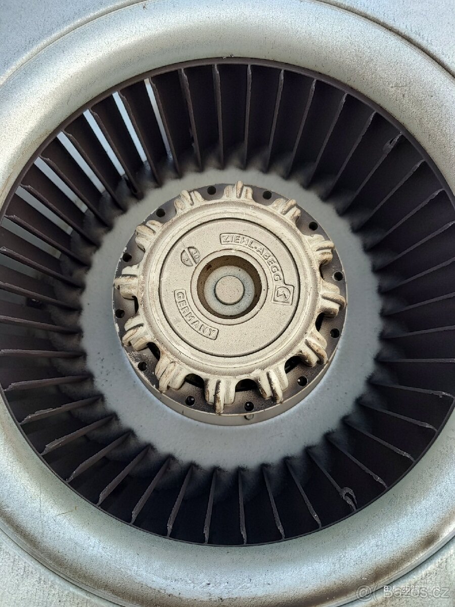 Radiální ventilátor průmyslový 230V - 2